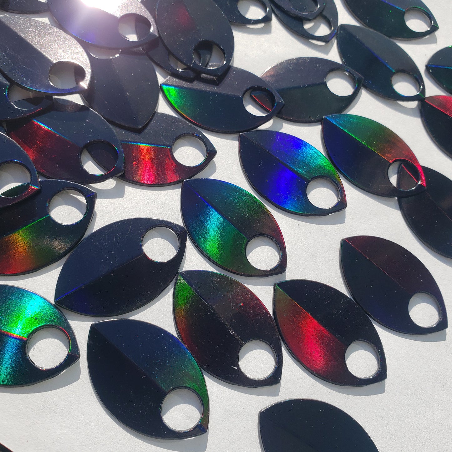 Large Holographic Black Alloy Scalemail Dragon Scales