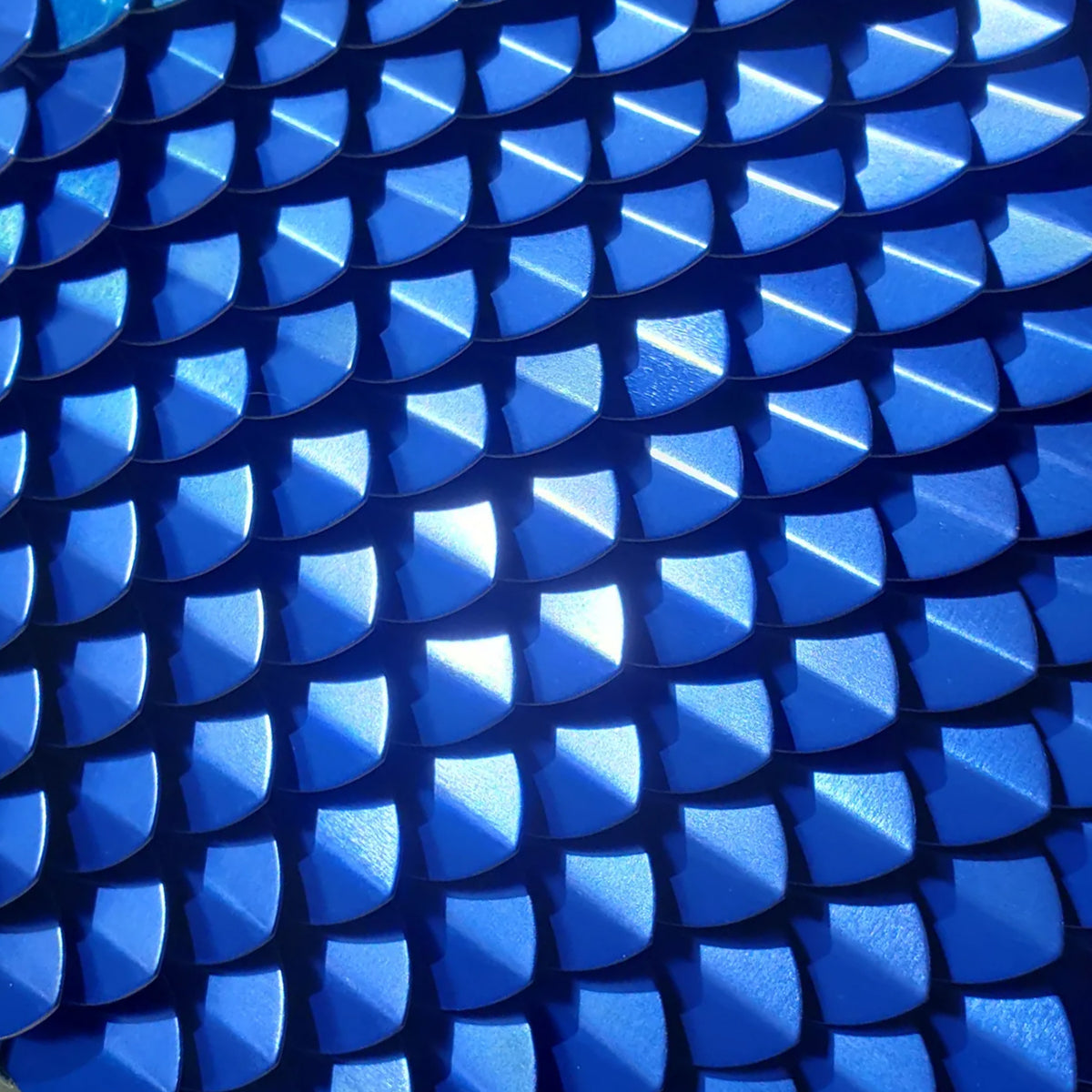 Anodized Aluminum Scalemail Blue Dragon Scales Bulk for Scale Mail Armor Cosplay LARP Supplies Large