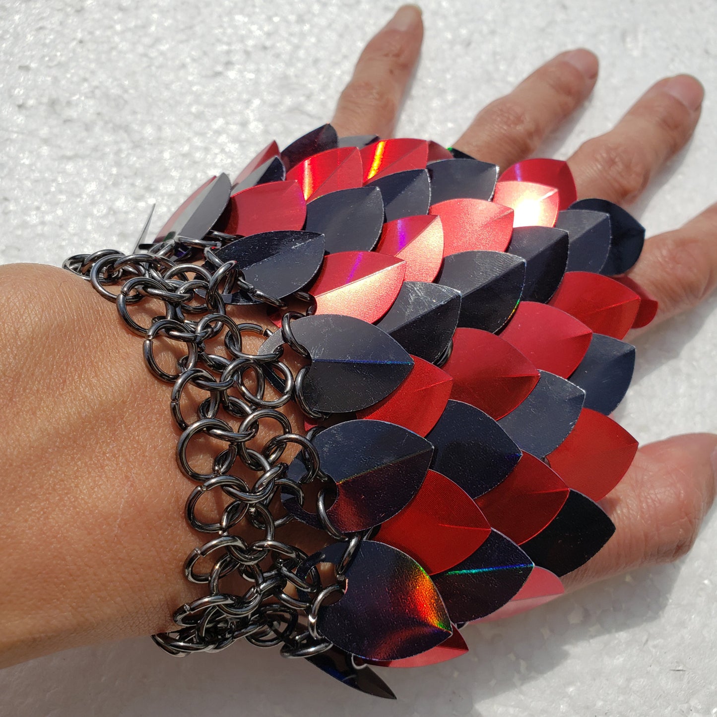 Black Red Dragon Scale Gloves,Guard Bracer