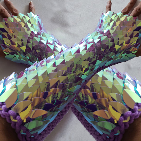 Cosplay Dragon Scale Gloves – Iridescent Knitted Scalemail Festivals Gauntlets