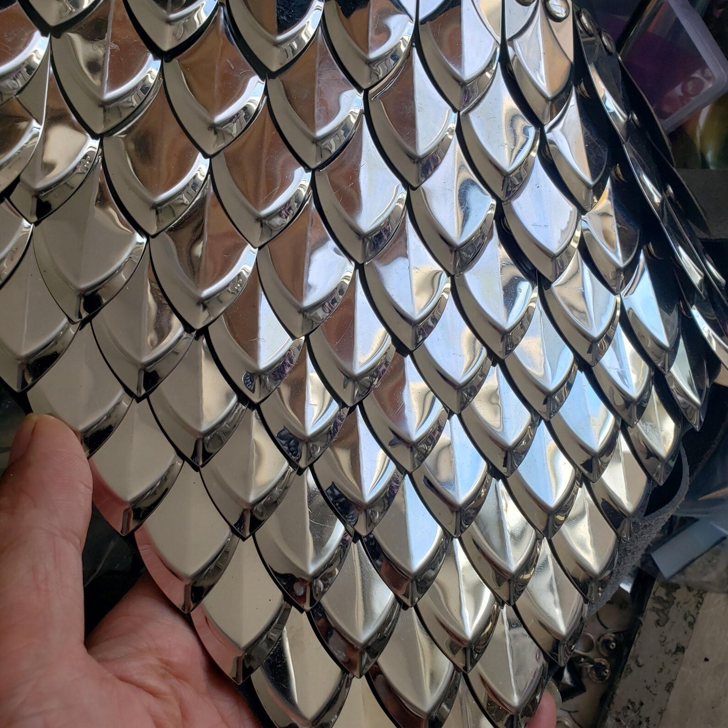 Black Loose Mirror Stainless Steel Lamellar Armor Plates | Dragon Scale Armour Scales 25*50mm | Gold Silver Black LARP Cosplay Bulk（副本）