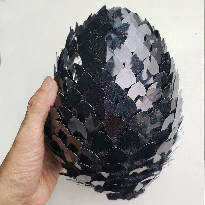Knitting Dragon Egg for Decor,8" Knit Scales Dragon Egg Prop for Tabletop Gaming, Halloween & Christmas Fantasy Decor Gift