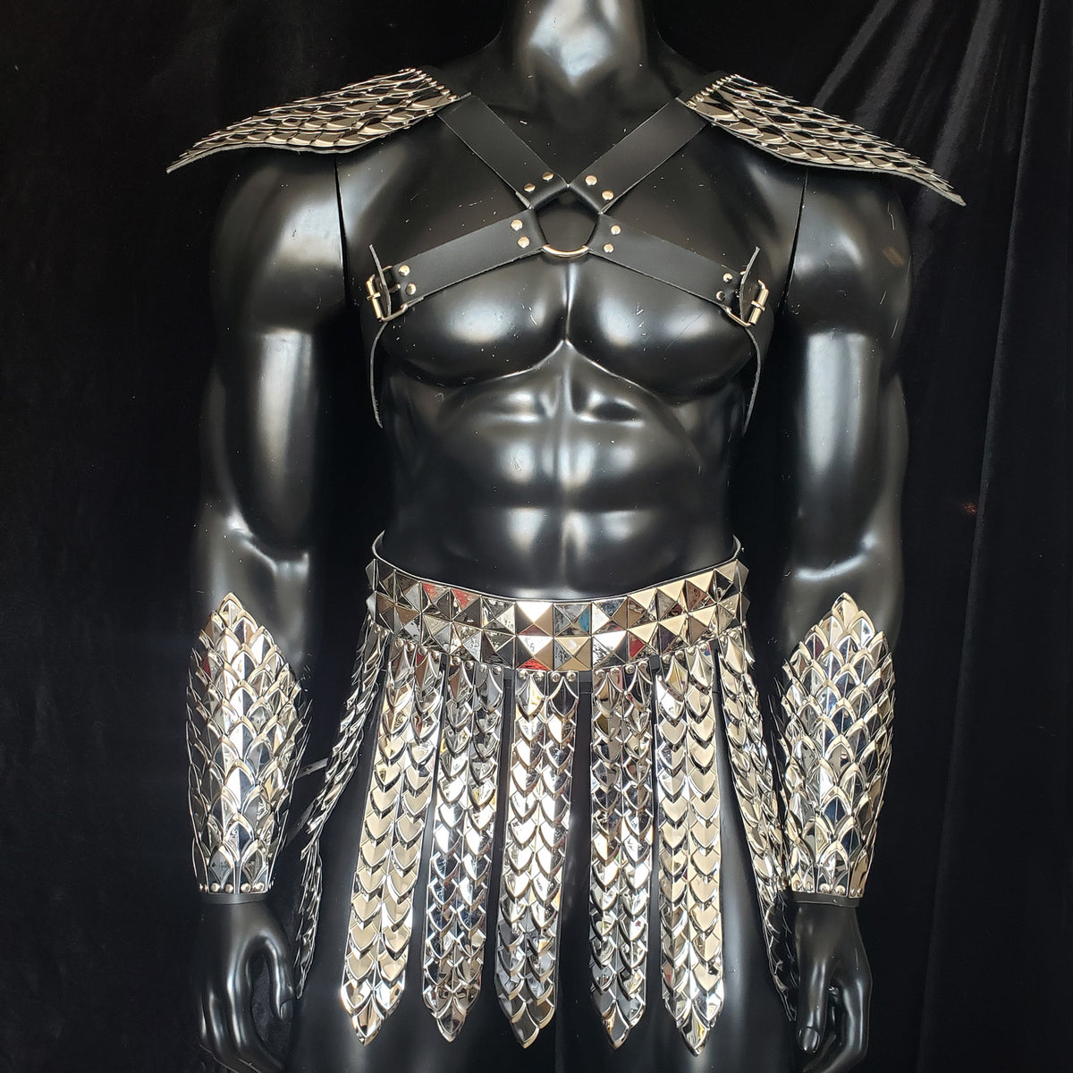 Men Rave Outfits & Renaissance Faire Costumes - Stainless Steel Dragon Scale Gladiator Kilt, LGBT Cosplay